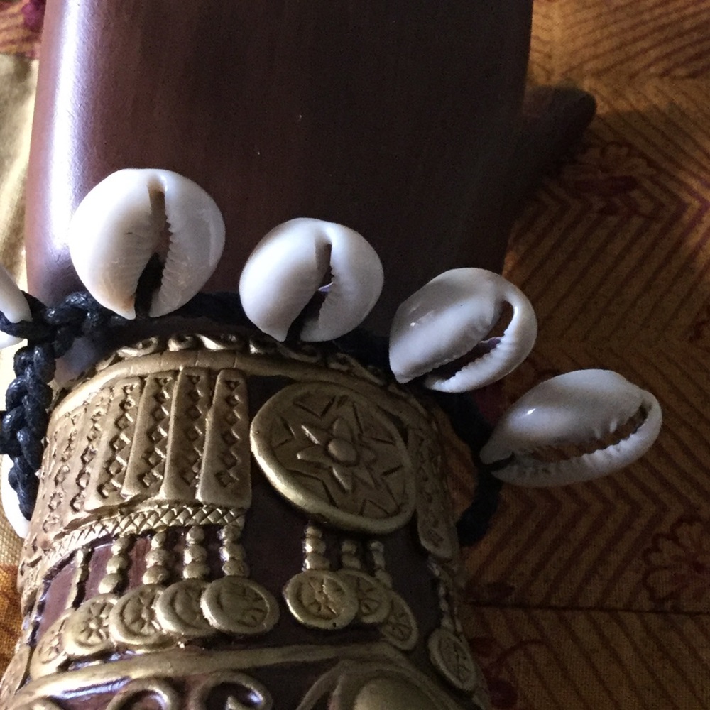 Cowrie shell Bracelet.